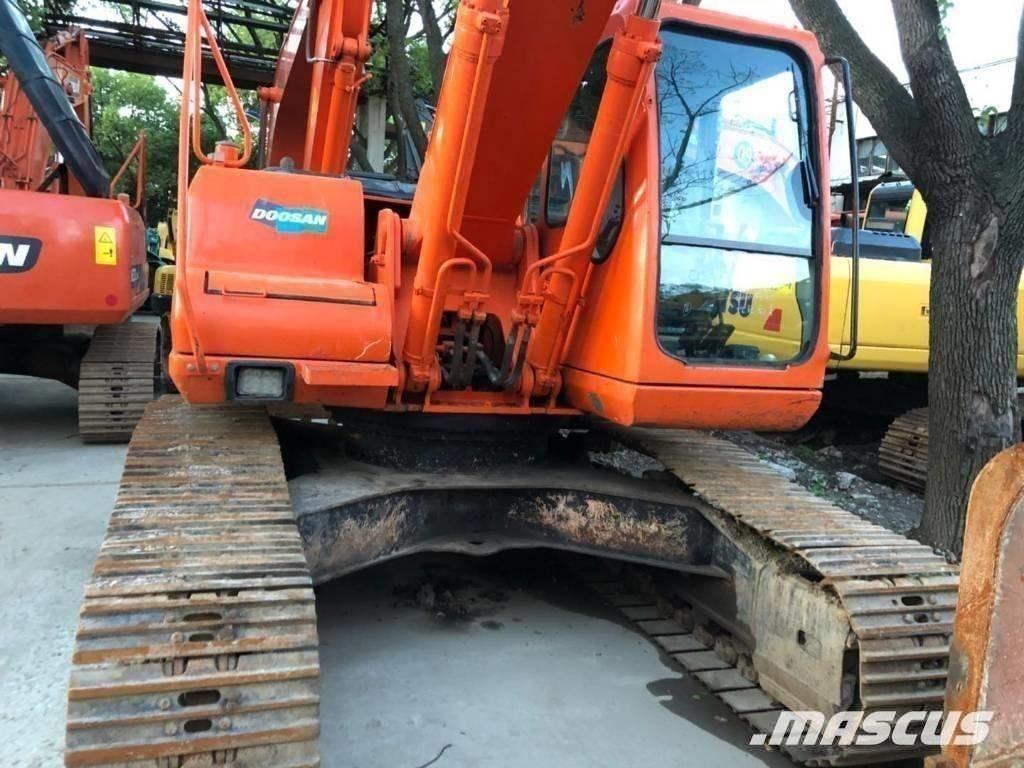 Doosan 220-7 Pásová rýpadla