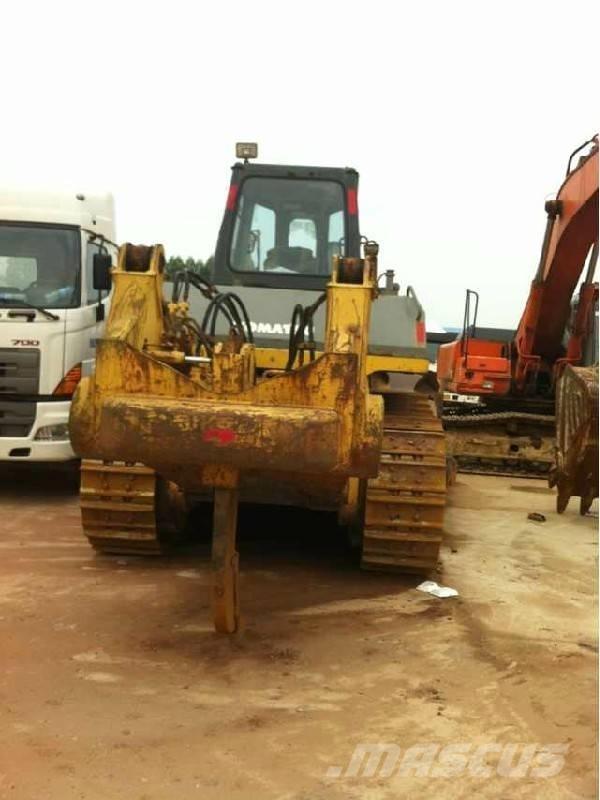 Komatsu d155a-3 Pásové dozery