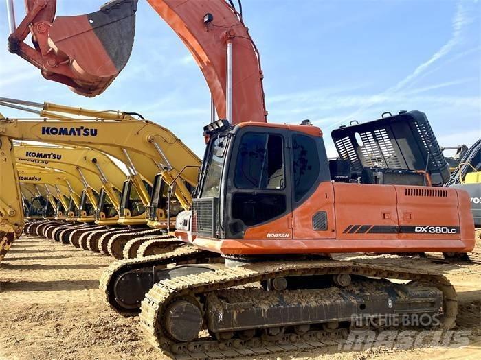 Doosan DX 380 LC Pásová rýpadla