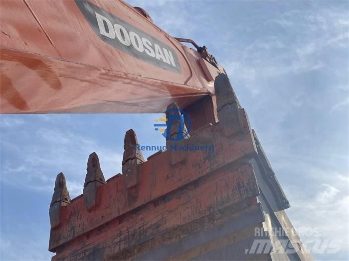 Doosan DX 380 LC Pásová rýpadla