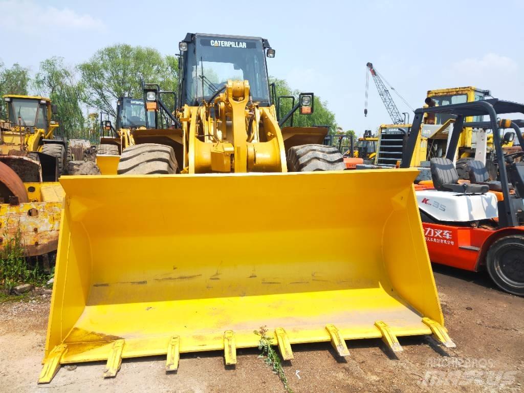 CAT 966 H Kolové nakladače