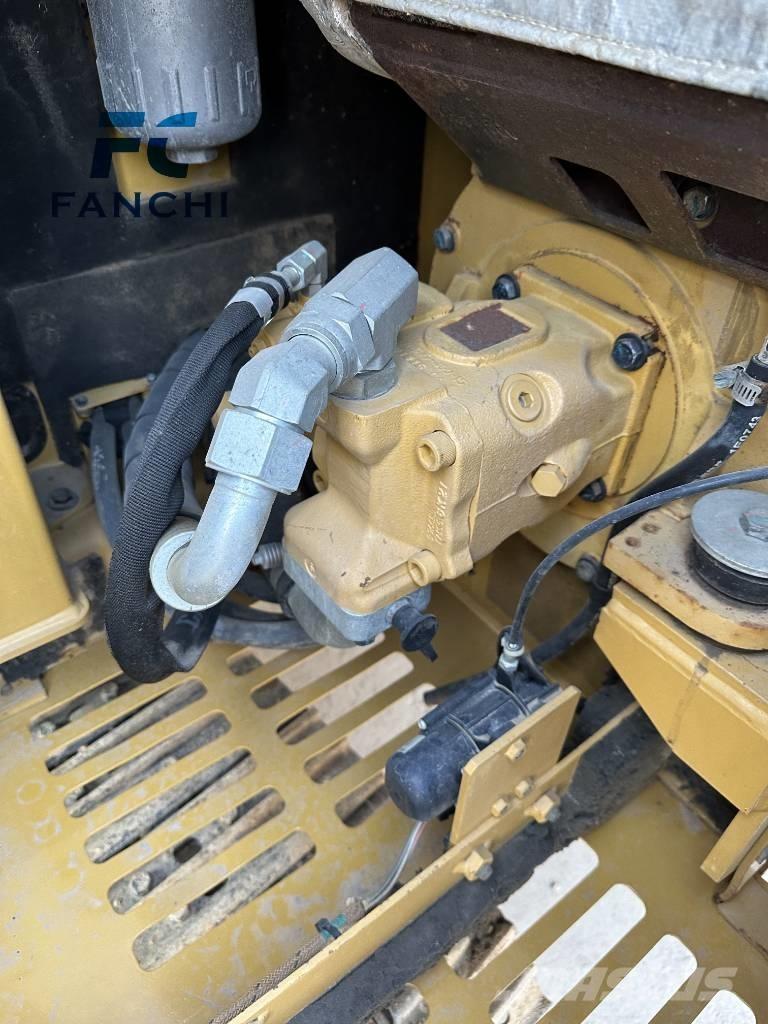 CAT CAT305.5E2 Mini rýpadla < 7t