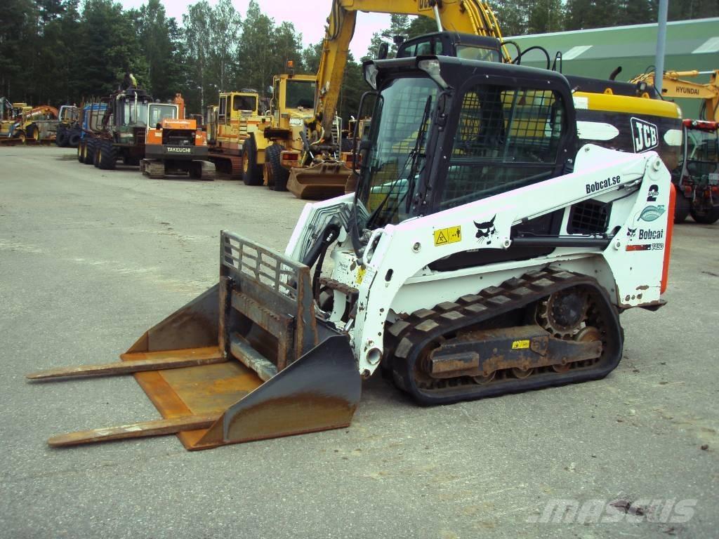 Bobcat T 450 Smykem řízené nakladače