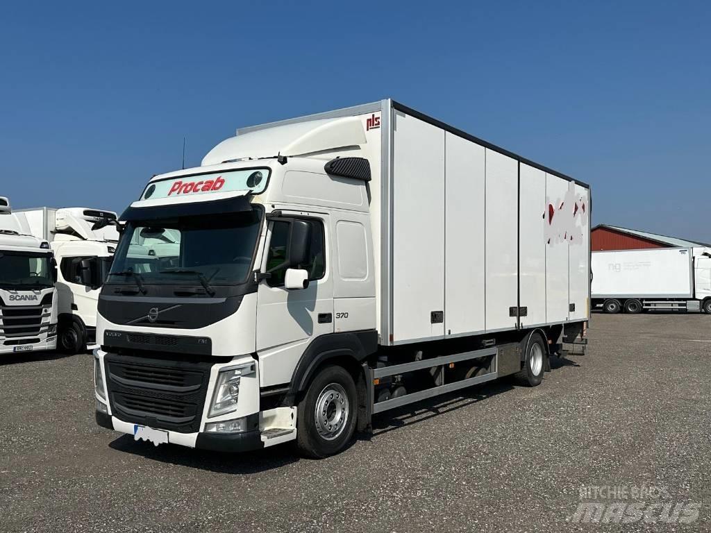 Volvo FM serie 3801 Skříňová nástavba
