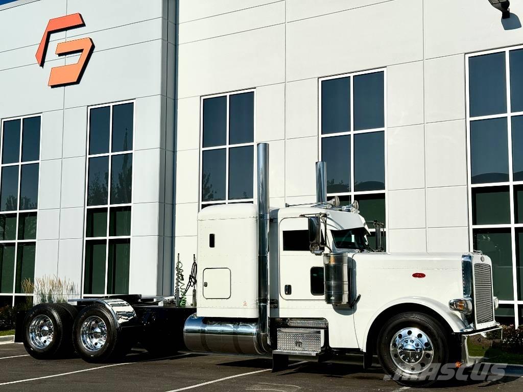 Peterbilt 389 Tahače