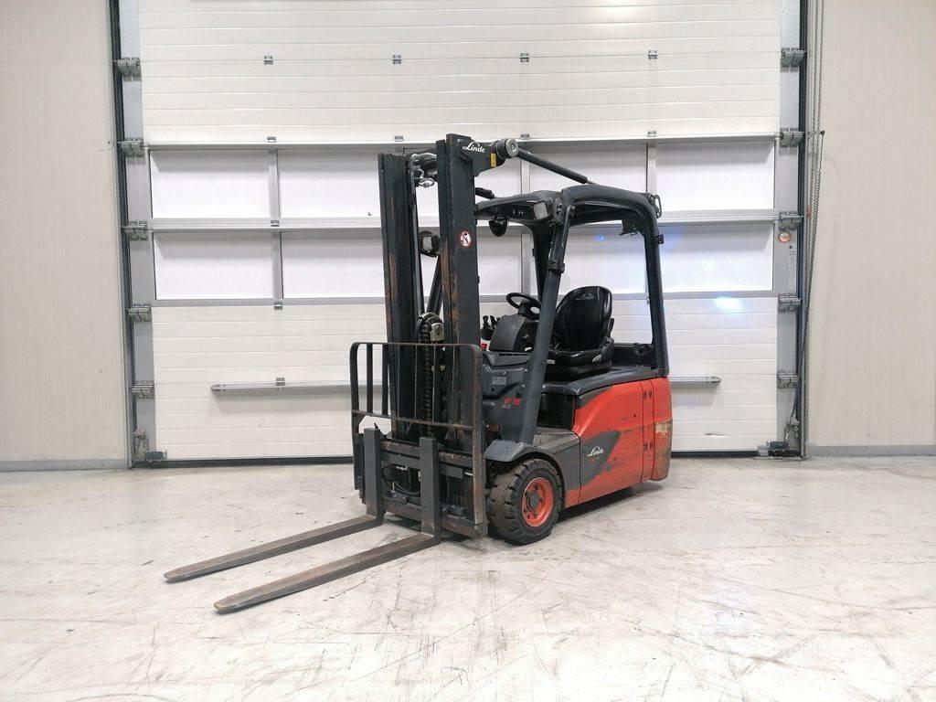 Linde E16-02 Akumulátorové vozíky