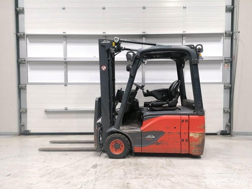Linde E16-02 Akumulátorové vozíky