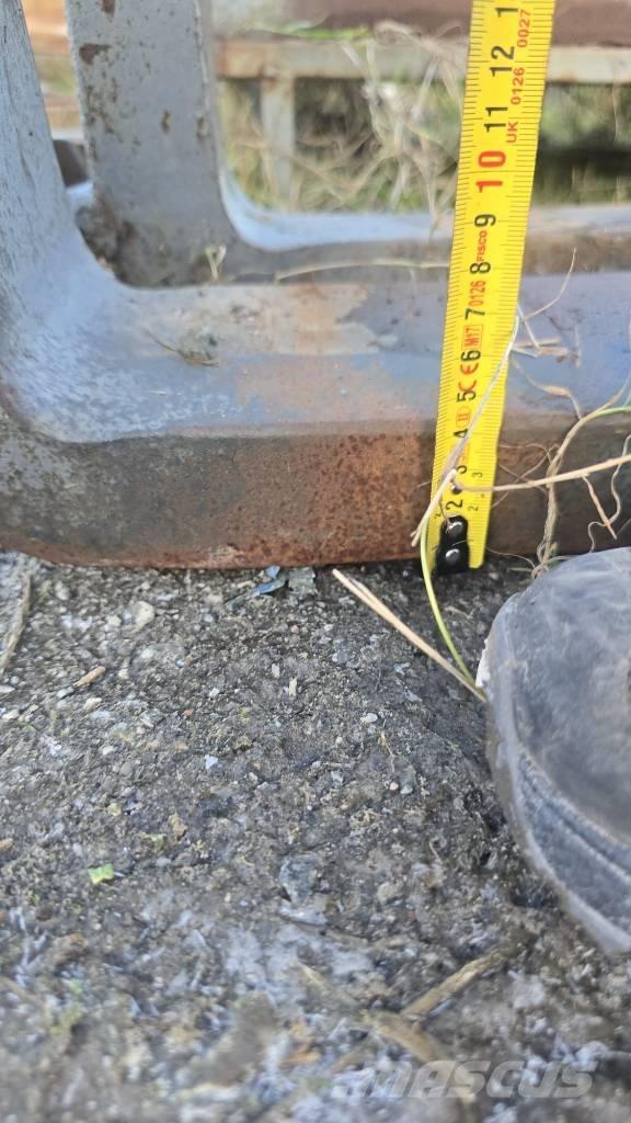  Pallgafflar 980kr Kolové nakladače