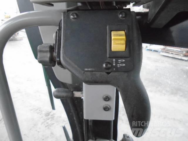 CAT 140 M 2 AWD Grejdry
