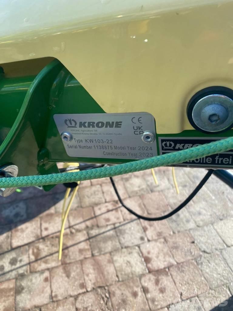 Krone Vendro 470 Obraceče a shrabovače sena