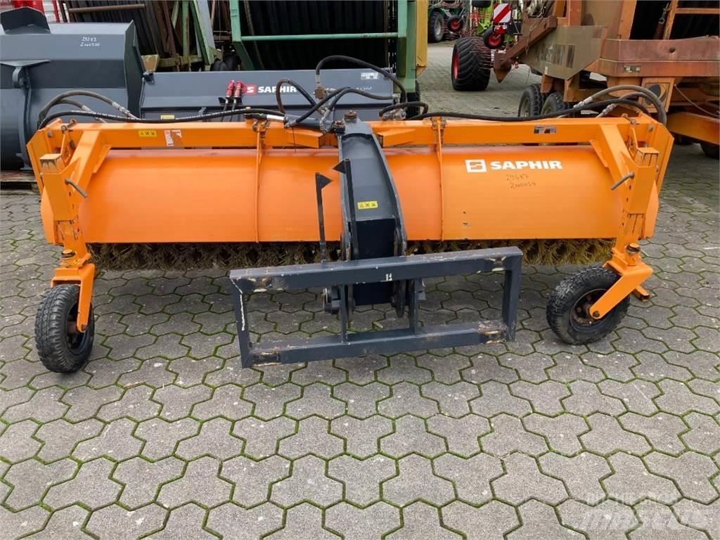 Saphir SKM 30 Zametací stroje