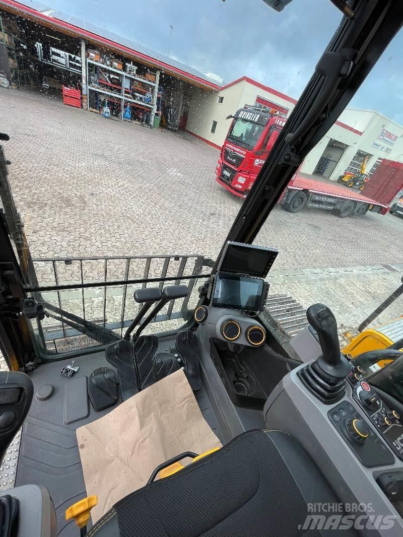 JCB 220 X LC Pásová rýpadla