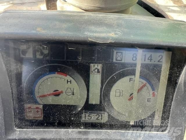 Hitachi ZX 135 Pásová rýpadla