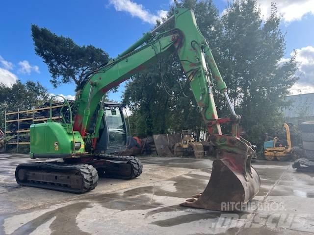 Hitachi ZX 135 Pásová rýpadla