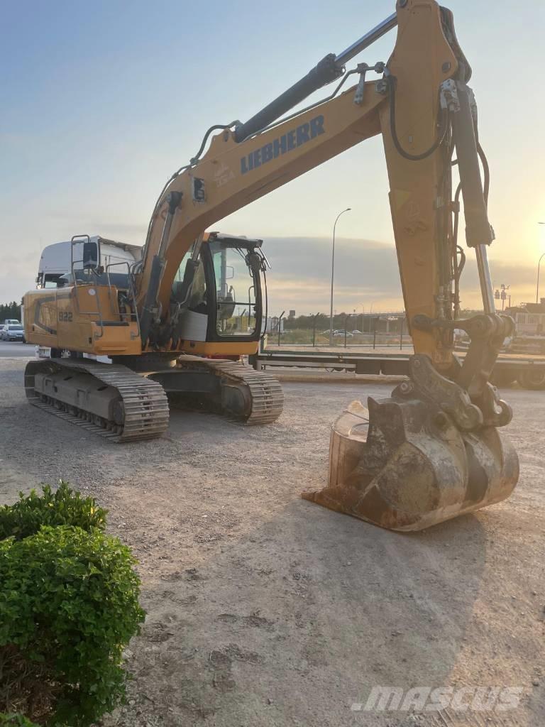 Liebherr R922 NLC Pásová rýpadla