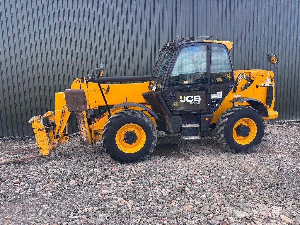 JCB 540-170 Teleskopické manipulátory