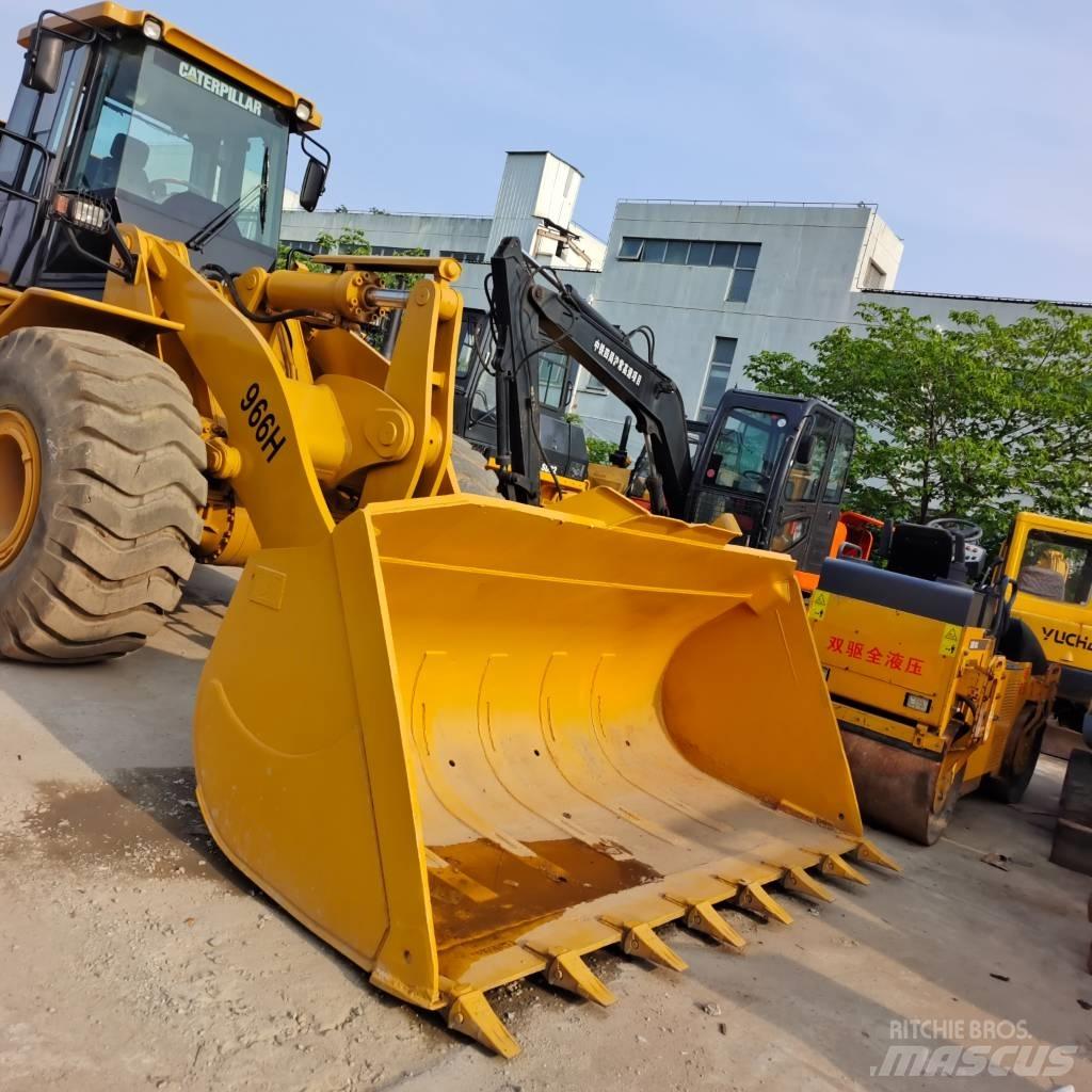 CAT 966 H Kolové nakladače