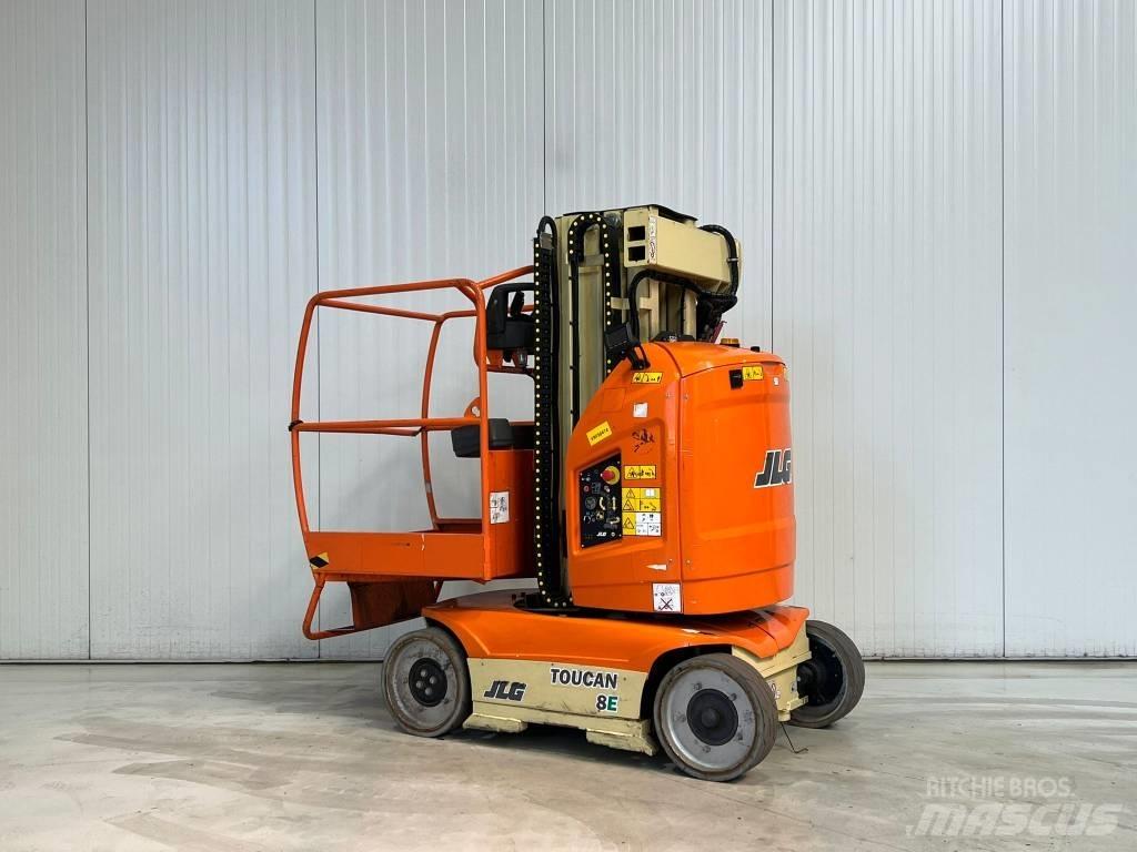 JLG Toucan 8E Vertikální sloupové výtahy