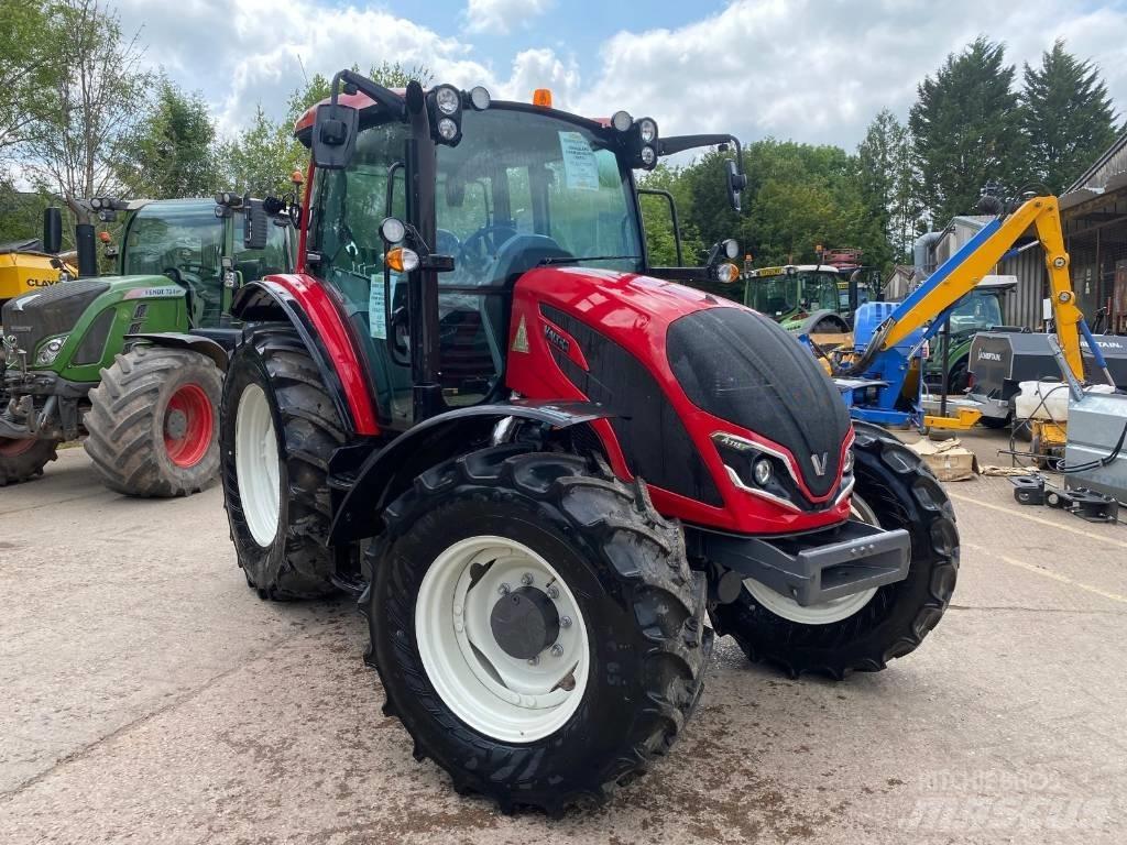 Valtra A 115 MH4 Traktory