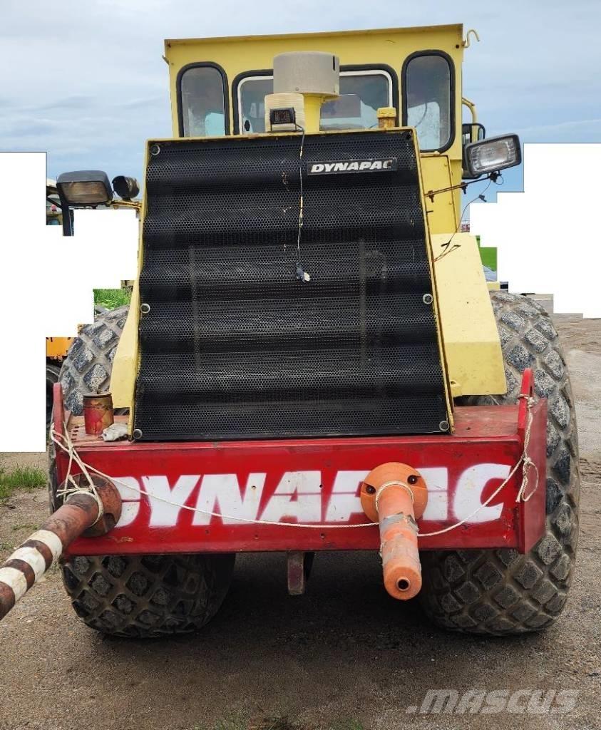 Dynapac CA 251 Tahačové válce