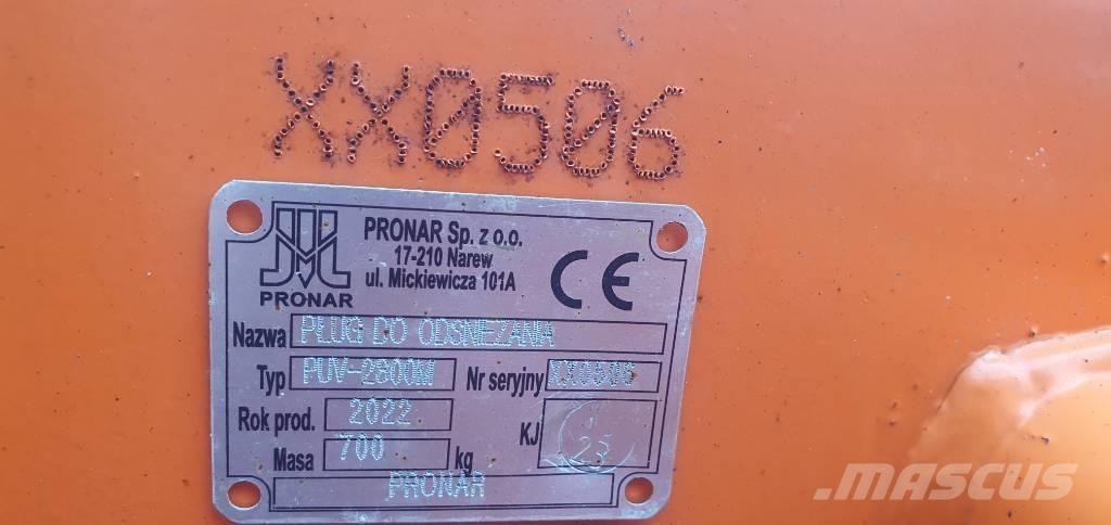 Pronar PUV 2800 M Sněžné pluhy, přední sněhové radlice