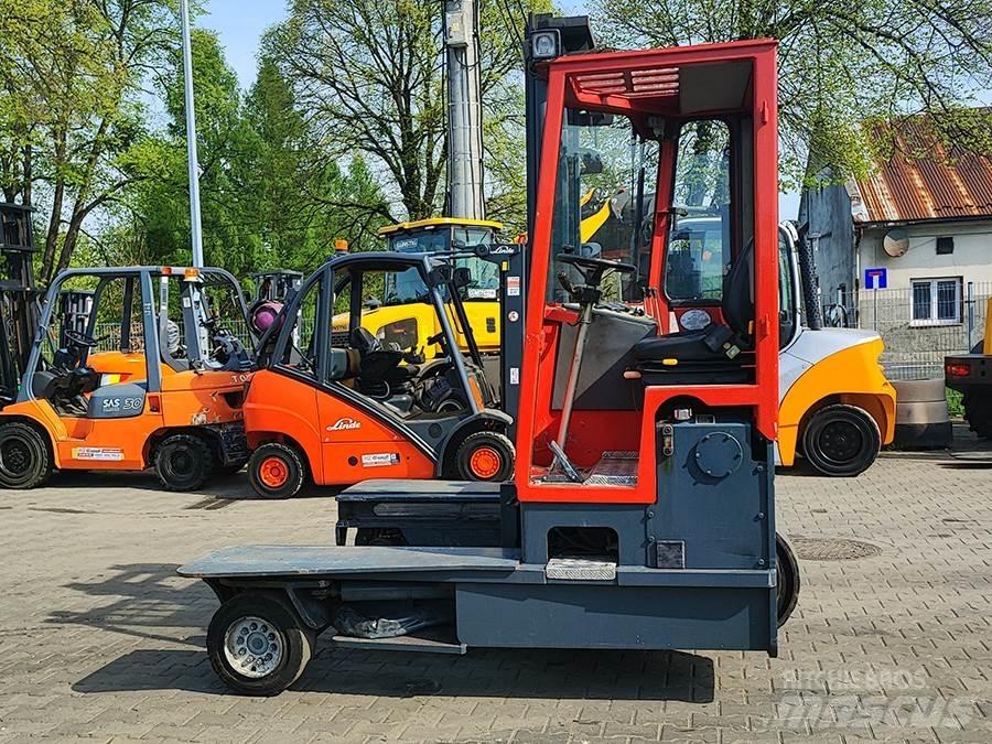 Combilift C4000 4 cestní vysokozdvižné vozíky
