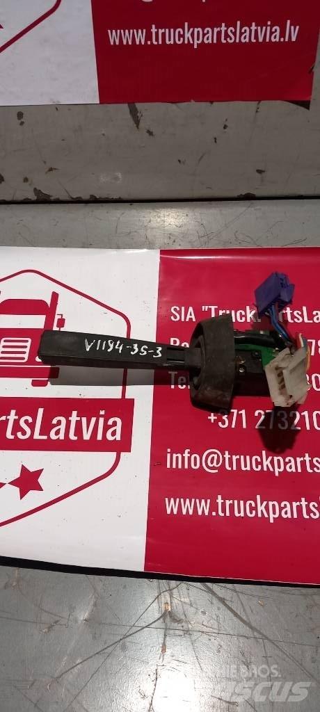 Volvo FH 12.   3172171 Kabiny a interiér