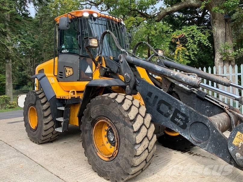 JCB 437 HT Kolové nakladače