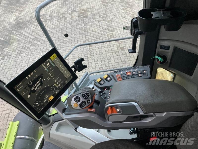 CLAAS TRION 650 Sklízecí mlátičky