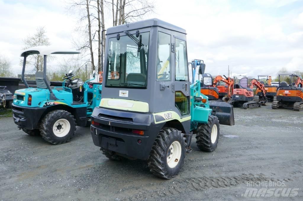Yanmar V3-5B Kolové nakladače