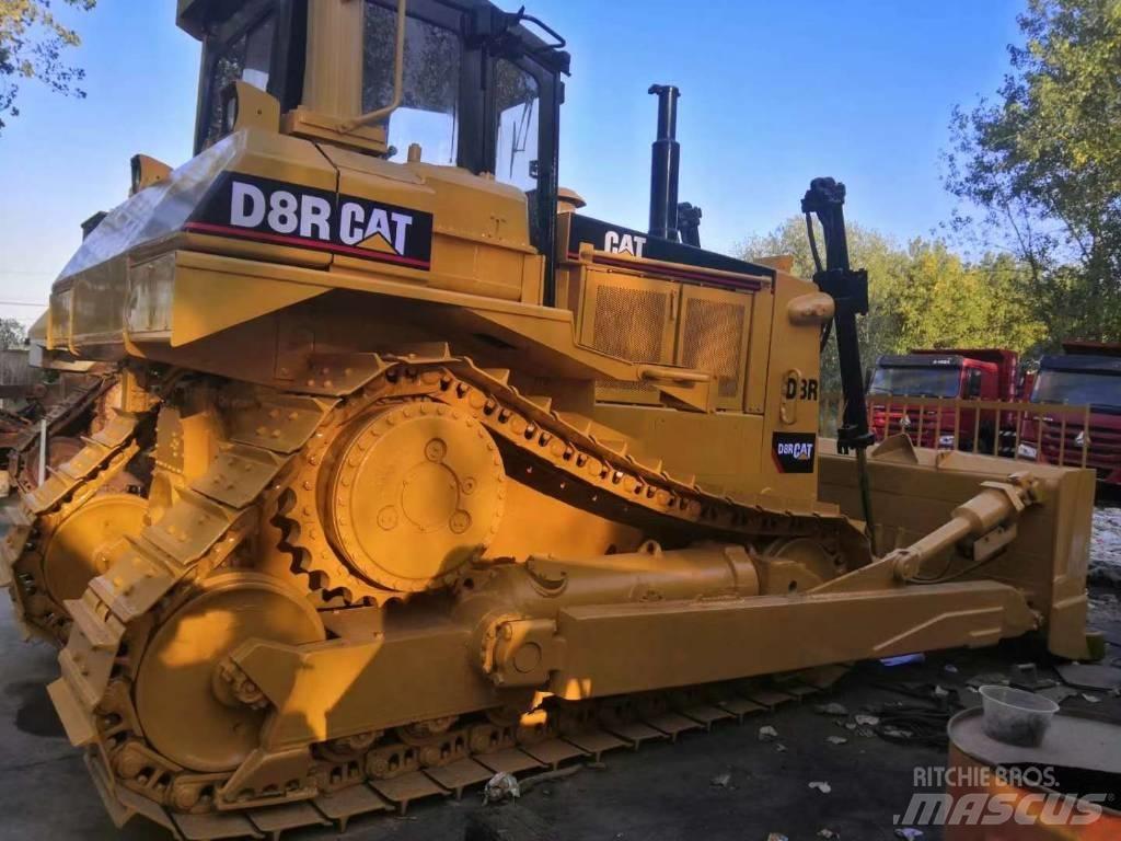 CAT D 8 R Pásové dozery
