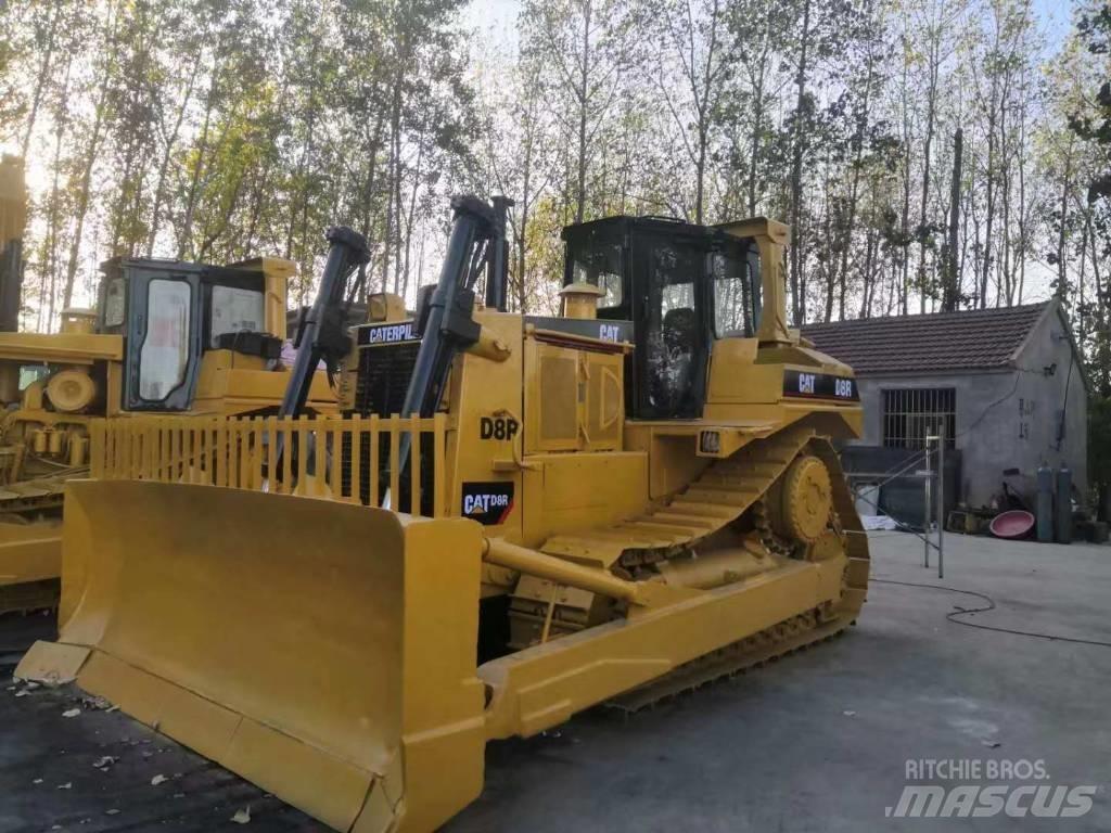 CAT D 8 R Pásové dozery