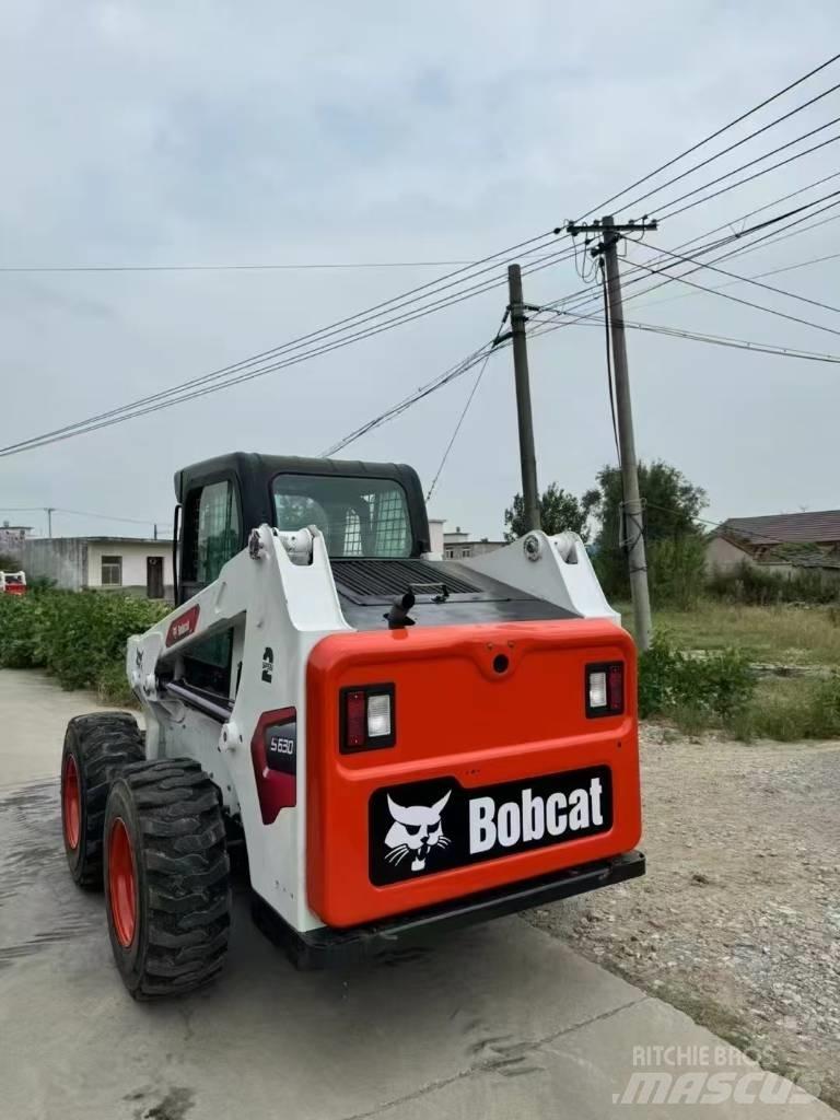 Bobcat S 630 Smykem řízené nakladače