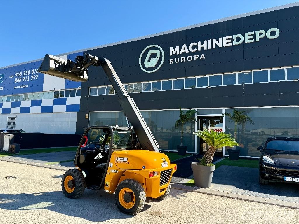 JCB 520-40 Teleskopické nakladače pro zemědělství