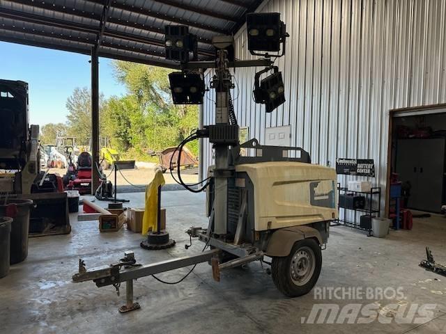 Atlas Copco V5 Osvětlovací stožáry