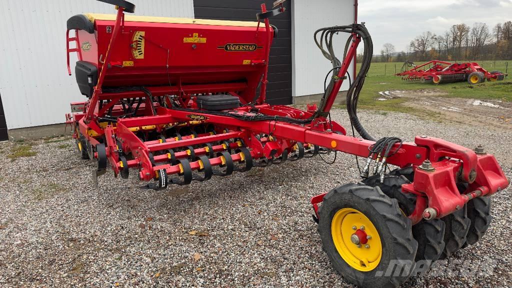 Väderstad Rapid300S Mechanické secí stroje