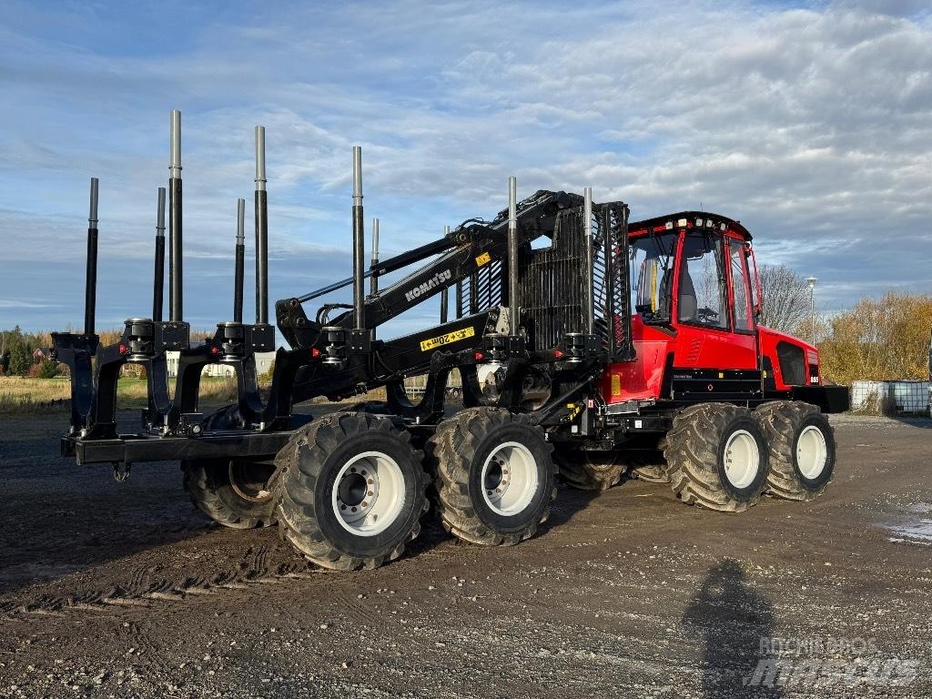 Komatsu 855 Vyvážecí traktory