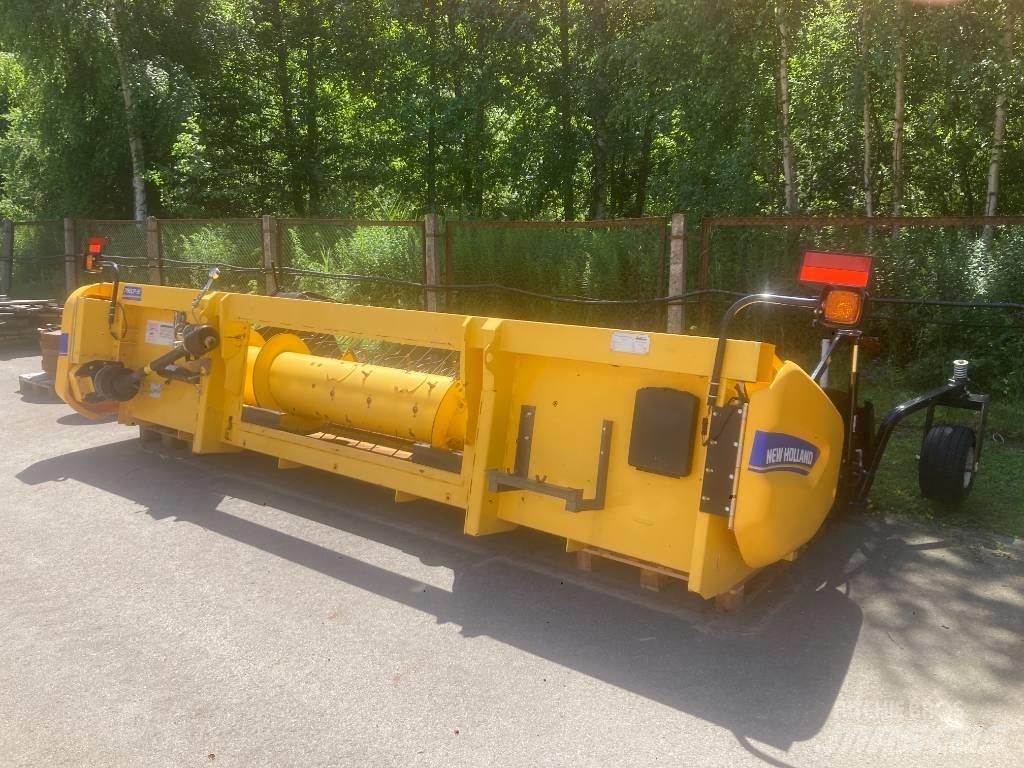 New Holland 790 CP Sklízecí mlátičky