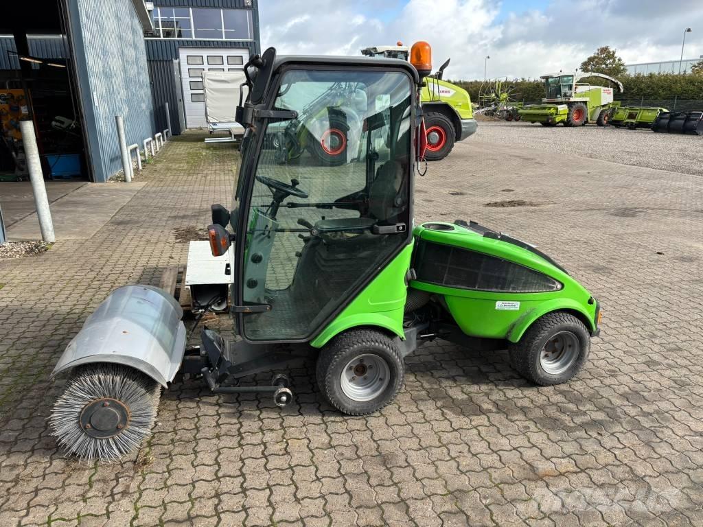 Egholm 2200 T Užitkové stroje