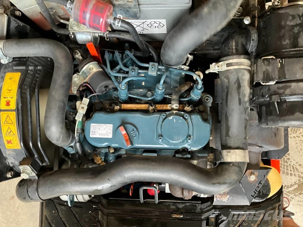 Kubota K 008-3 Mini rýpadla < 7t