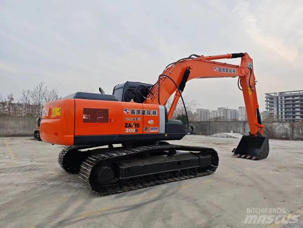 Hitachi ZX 200-6 Pásová rýpadla