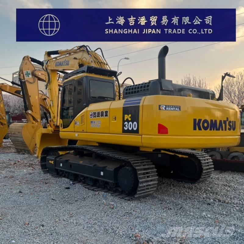 Komatsu PC 300 Pásová rýpadla