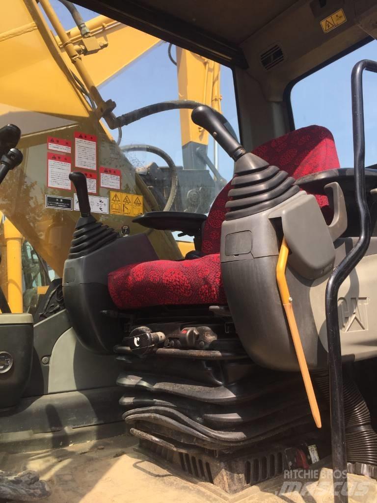 CAT 320 D Pásová rýpadla