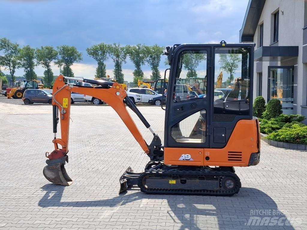 Hitachi ZX 19-6 Mini rýpadla < 7t