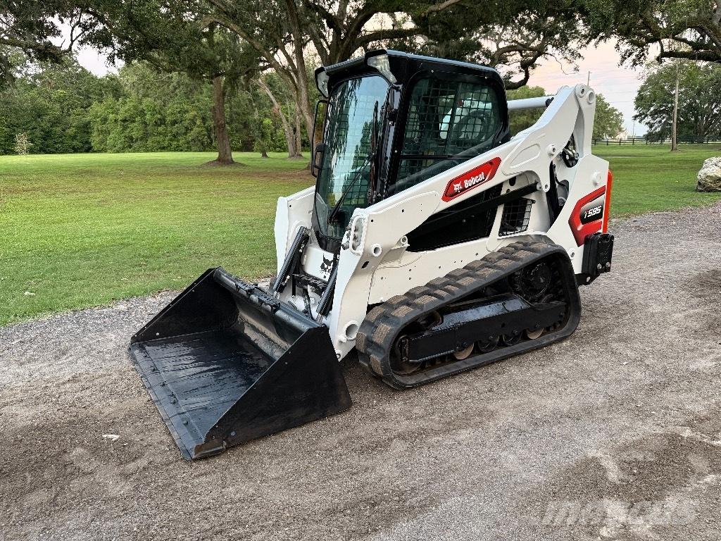 Bobcat T595 Smykem řízené nakladače