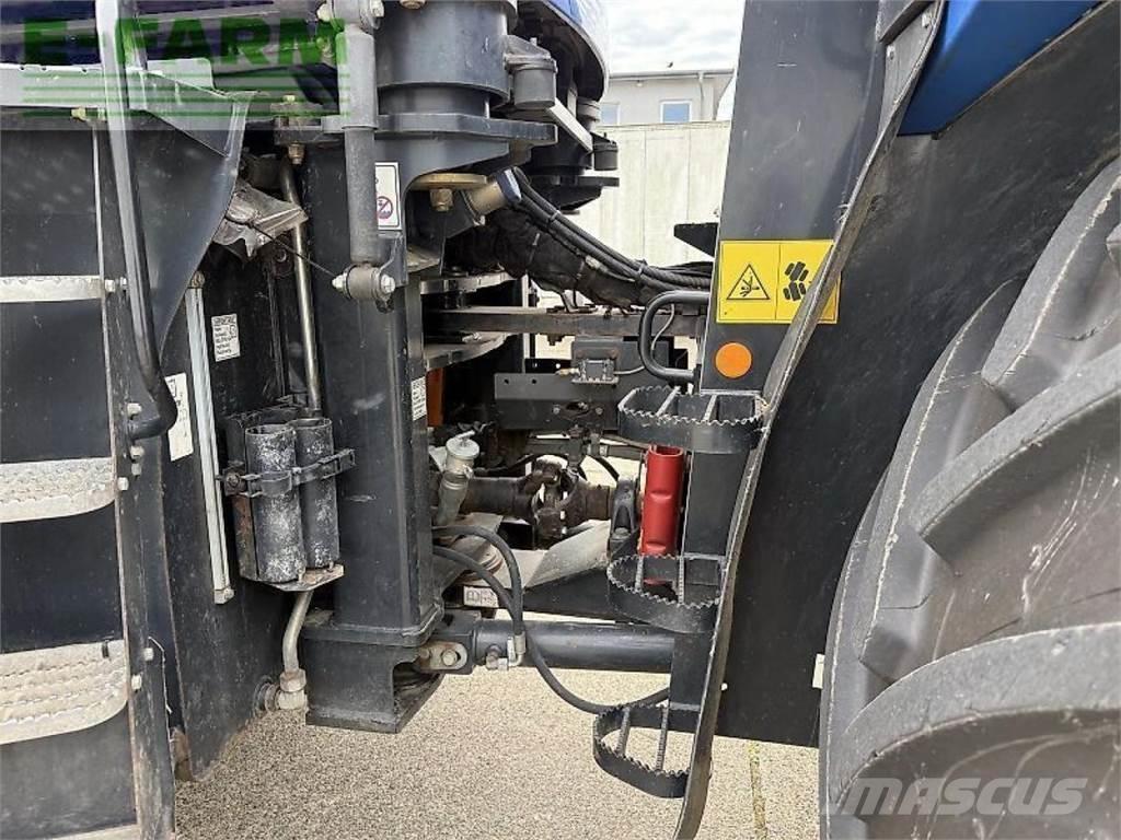 New Holland t9.560 Traktory