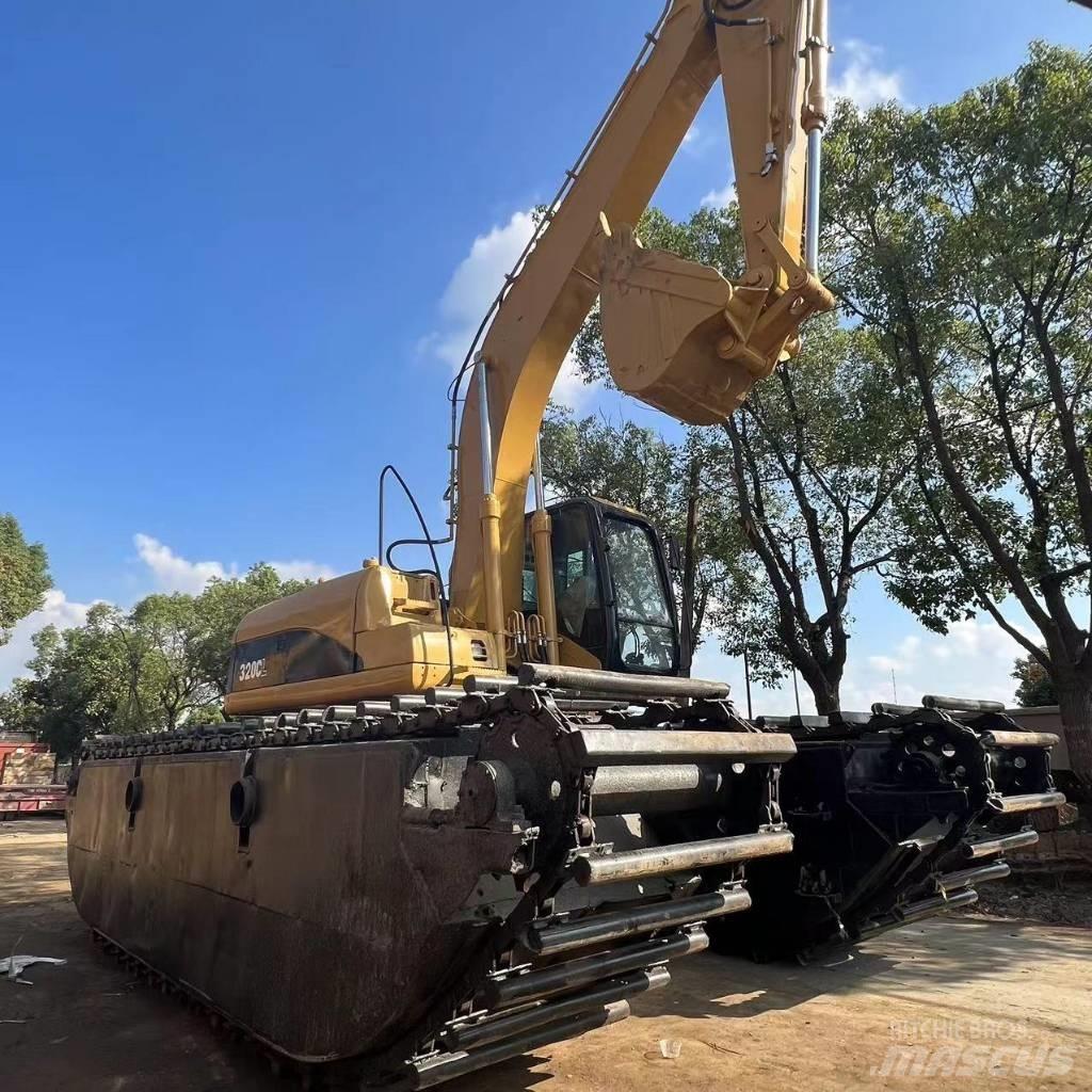 CAT 320 C Pásová rýpadla