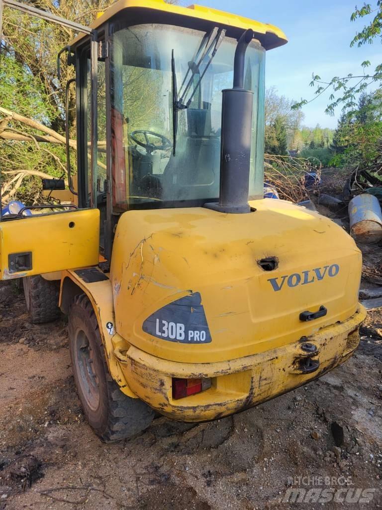 Volvo L 30 B Kolové nakladače