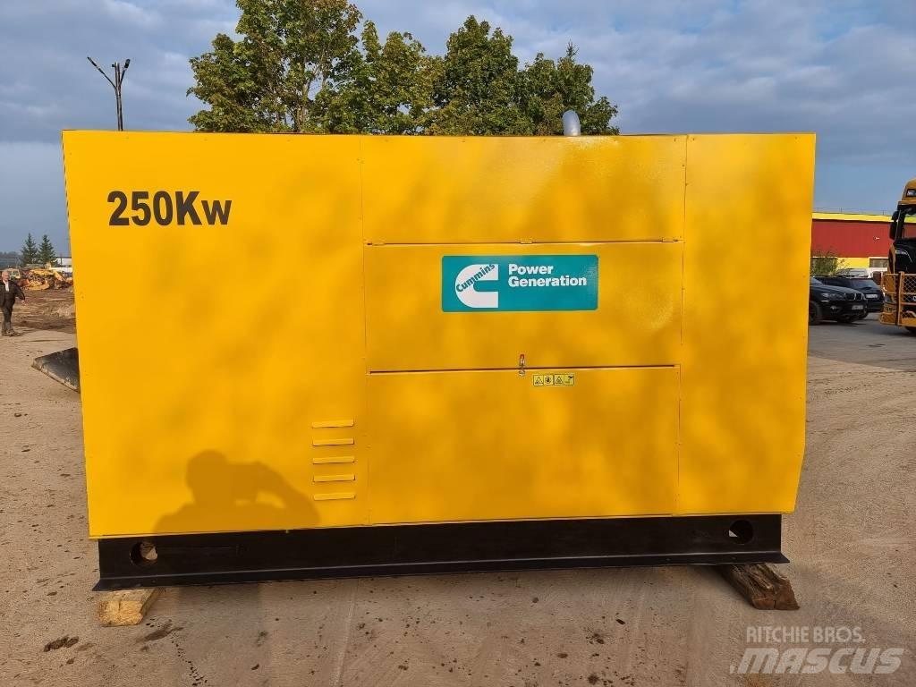 Cummins 250 KW Naftové generátory
