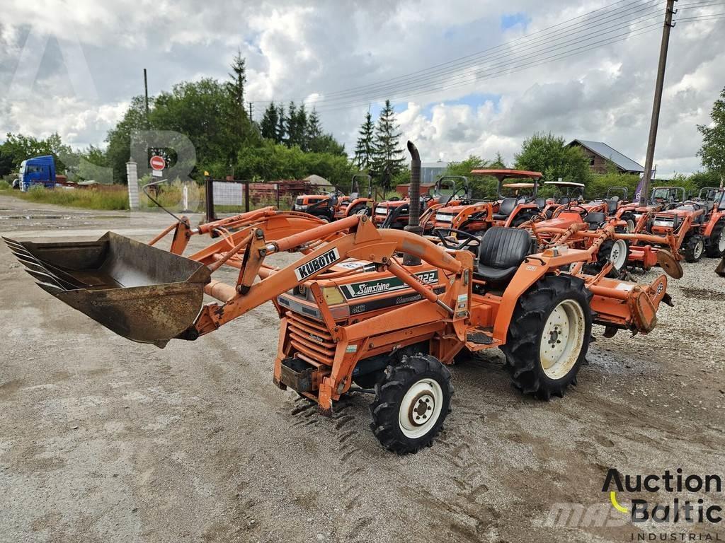 Kubota L1-R22 Traktory